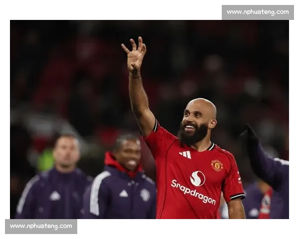 姆伯莫独揽曼联 8 月双奖：绝杀进球定乾坤