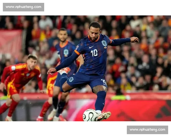 德佩梅开二度破纪录 荷兰 3-2 险胜立陶宛领跑世预赛 德佩梅开二度破纪录 荷兰 3-2 险胜立陶宛领跑世预赛