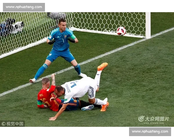 信仰之战！世界杯门神用神级扑救，点燃球迷心中圣火