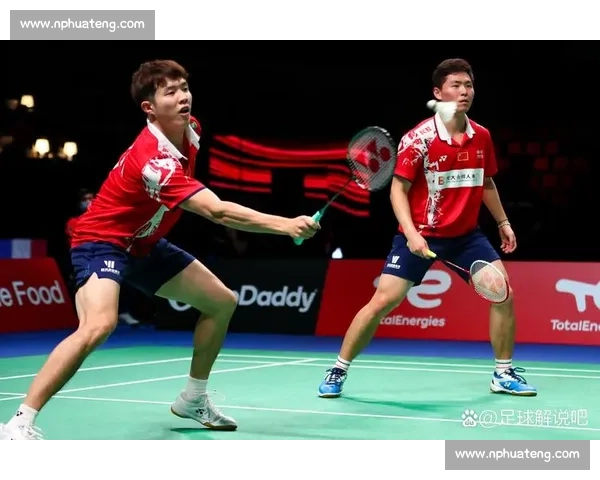 深度还原：一场精彩绝伦的羽球对决，战术分析带你走进胜负关键！